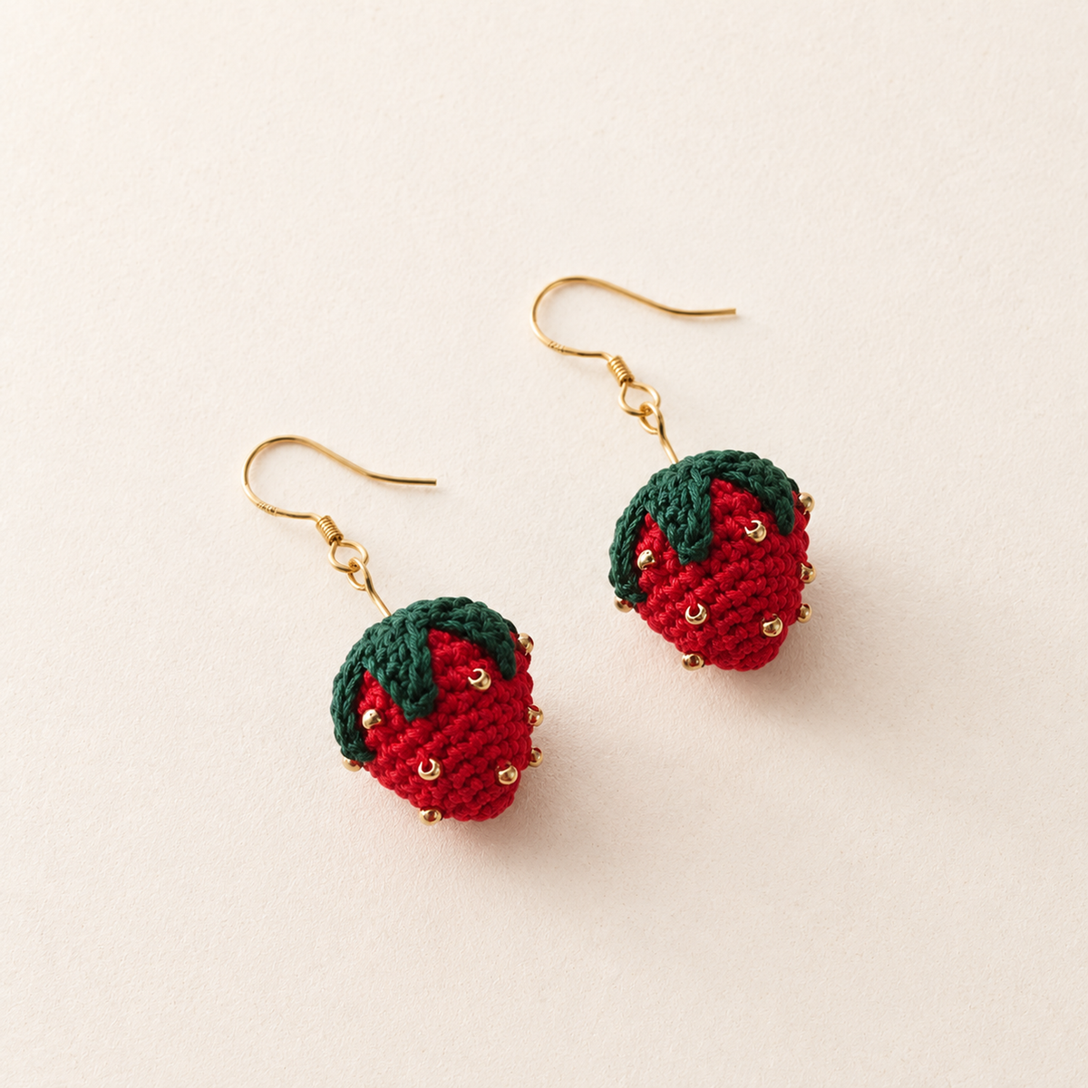 Micro crochet strawberry earrings — crochet detail